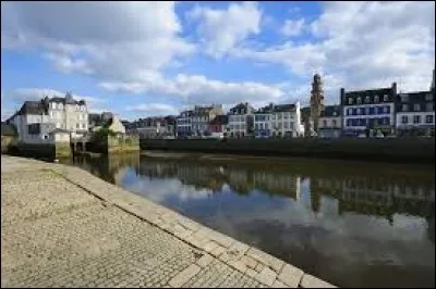 Comment appelle-t-on les habitants de Landerneau (Finist&egrave;re) ?