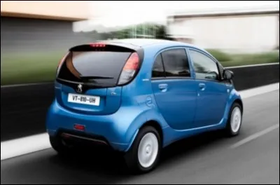 Le nom de cette citadine électrique est...