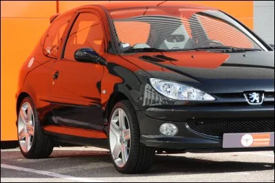 Cette magnifique Peugeot est une...