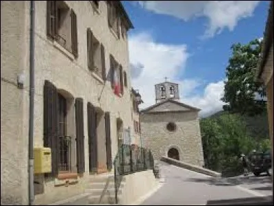 Village azuréen dans la haute vallée de l'Artuby, La Martre se situe dans le département ...