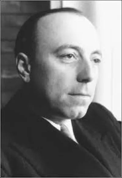 Ce cin&eacute;aste, qui a r&eacute;alis&eacute; notamment "Dr&ocirc;le de drame", "Le Quai des brumes", "Le jour se l&egrave;ve", "Les Enfants du paradis", se pr&eacute;nomme ...