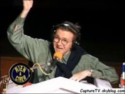 Qui présentait "Rien à cirer " sur France Inter ?