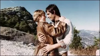 Qui peut-on voir dans "Est-ce bien raisonnable ?" aux côtés de Gérard Lanvin et Michel Galabru ?