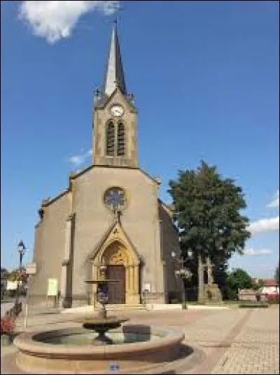 Rendez-vous dans le Grand-Est devant l'&eacute;glise Saint-Baudier, &agrave; La Maxe. Commune de la m&eacute;tropole Messine, elle ne se situe pas ...