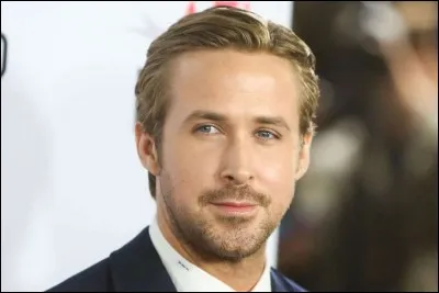 L'huile de rose musquée a un effet bénéfique sur les rides.