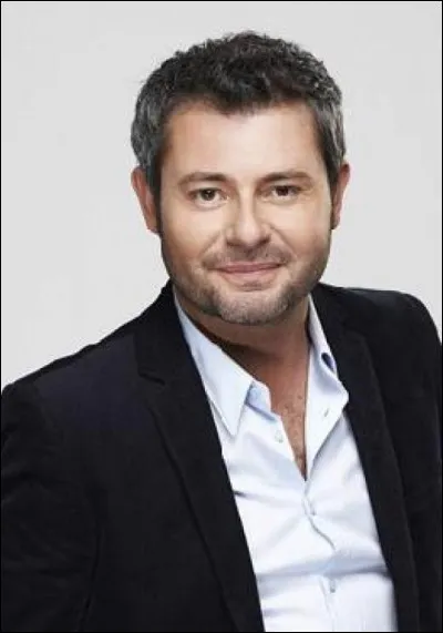 Qui est ce présentateur ?