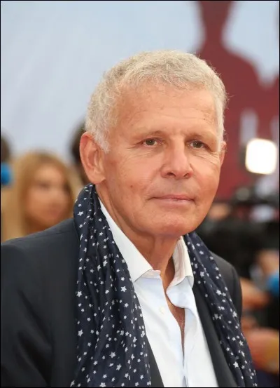 Qui est ce présentateur ?