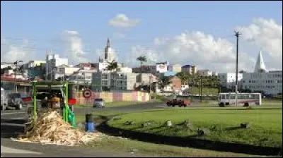 Comment appelle-t-on les habitants du Lamentin (Martinique) ?