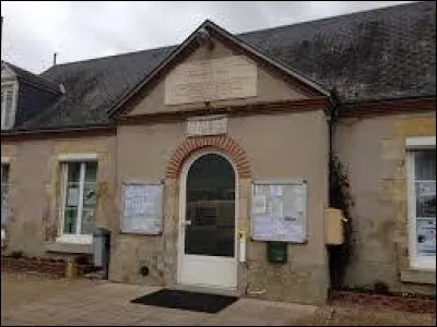 Petit tour dans le Centre-Val-de-Loire, à Ouvrouer-les-Champs. Commune de l'aire urbaine Orléanaise, dans la région agricole du Val de Loire, elle se situe dans le département ...
