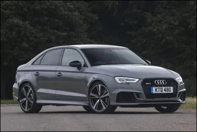 Partons en Allemagne et voici une compacte qui a un bon patrimoine sportif. Comment se nomme-t-elle ?