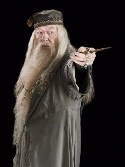 De quoi Dumbledore a-t-il dit être le plus fier ?