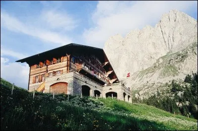 "La Grande Vadrouille" est un film de Gérard Oury.