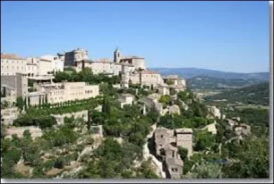 Dans quel département de la région PACA se situe Gordes, un village perché provençal ?
