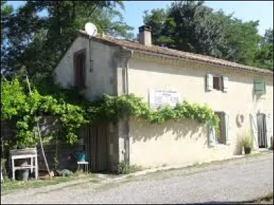 Commune d'Occitanie, dans l'aire urbaine Carcassonnaise, Villedubert se situe dans le département ...