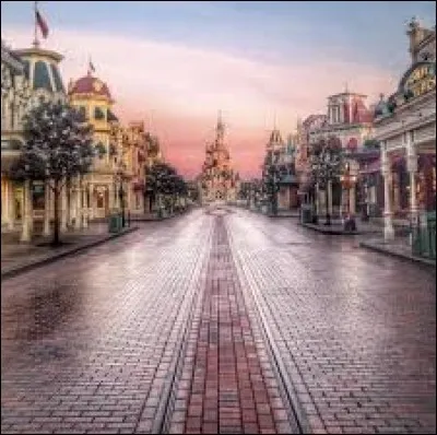 De quelle ville des &Eacute;tats-Unis est inspir&eacute;e Main Street ?