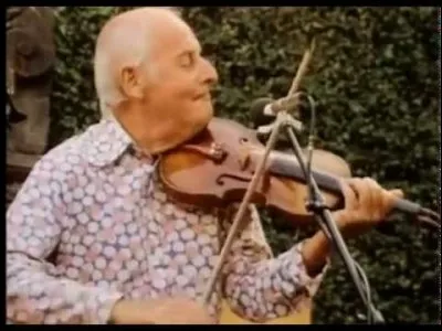Ce musicien, violonistes de jazz qui a créé avec Django Reinhardt le "Quintette du Hot Club de France", c'est ... Grappelli.
