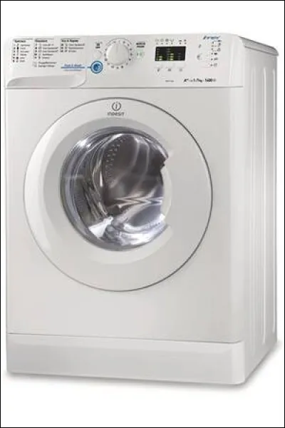 De quel groupe faisait partie Joëlle Ursull ?