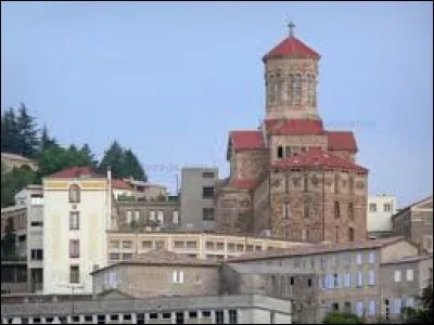 De quel département la ville de Privas est-elle la préfecture ?