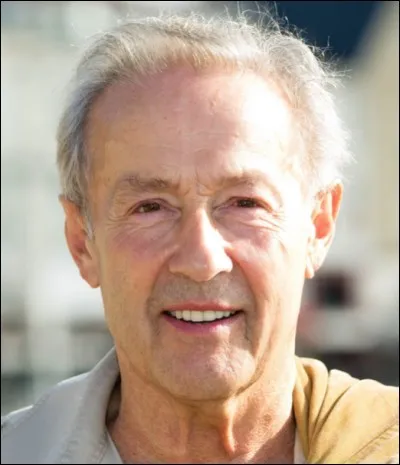 Qui est ce Gérard, acteur, animateur radio, chanteur, producteur et présentateur de documentaires ?