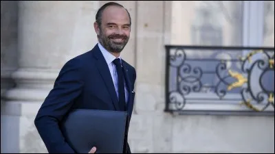 Le Premier ministre est nommé par...