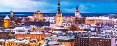 Lequel de ces monuments peut-on trouver &agrave; Adavere ?