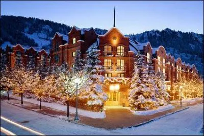 Ce chef-lieu du comt de Pitkin, dans les Rocheuses, est rput pour ses sports d'hivers. La ville est d'ailleurs la destination favorite des clbrits lors des ftes hivernales. Il s'agit ...