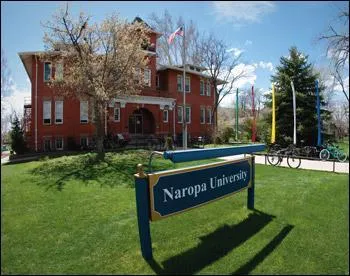 Boulder a une universit spciale appele Naropa University. Quelle est sa particularit ?