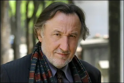 Il a incarné Louis XVI dans "La Révolution française", de Robert Enrico et Charles Bovary dans "Madame Bovary", de Claude Chabrol ; il était le proviseur "Dans la maison de François Ozon : c'est ...