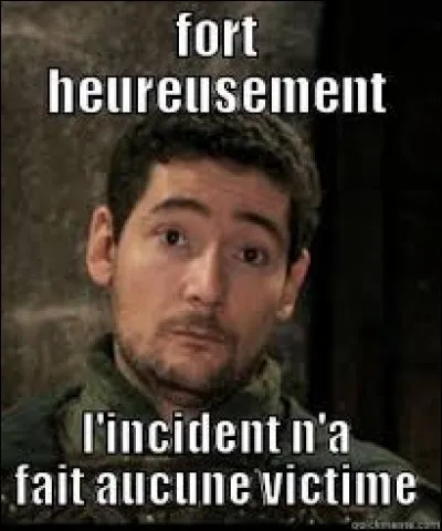 Des brigands à la petite semaine ont mis le brin chez lui, alors que les gardes jouaient à la taverne à un jeu du Pays de Galles, dont seul Perceval connaît les règles :