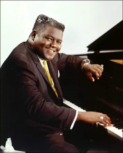 Affiche sa prétention, c'est le...