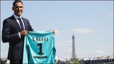 Pour combien d'ann&eacute;es, Keylor Navas a-t-il sign&eacute; au PSG ?