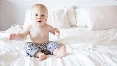 Cochez la marque de couche pour bébé.