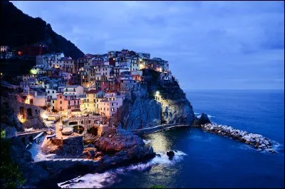 Quelle est la magnitude absolue de l'astéroïde (129962) Williamverts ?