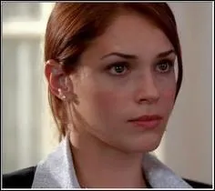 Qui est cette policire ?