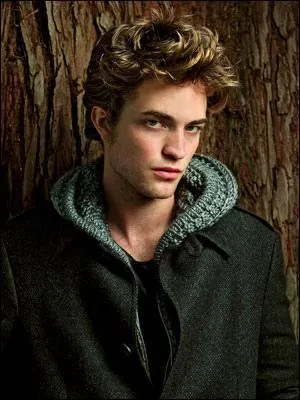 Quel personnage incarne Robert Pattinson  dans twilight ?