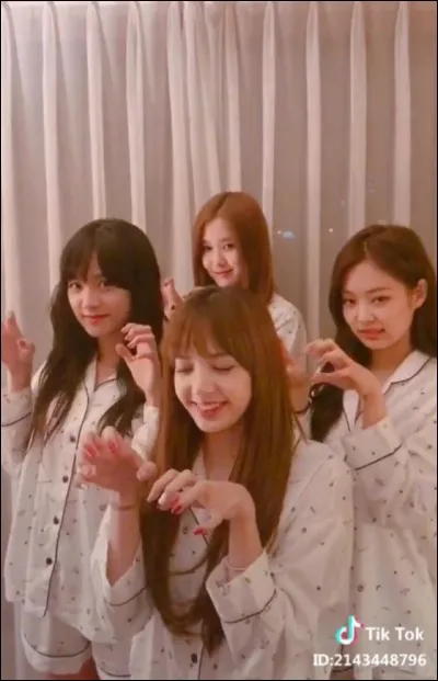 Ta m&egrave;re te dit...