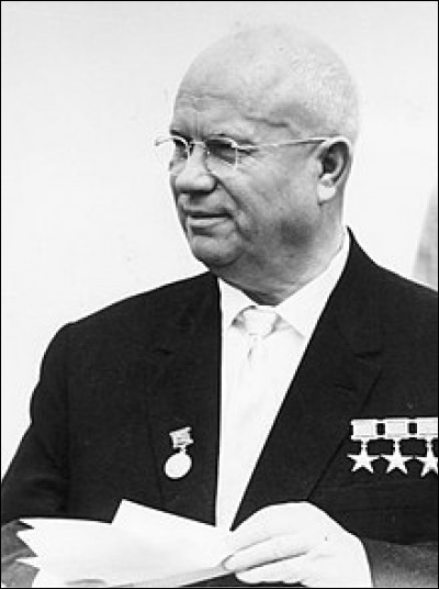 Nikita Khrouchtchev est arrivé au pouvoir en :