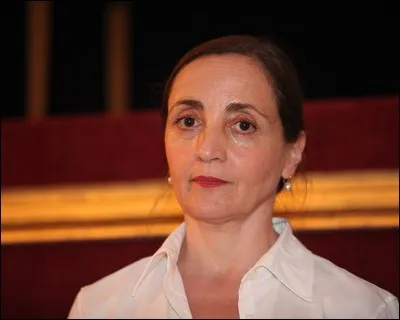 Elle a reçu à trois reprises le Cesar de la meilleure actrice dans un second rôle, pour "Milou en mai", "Indochine", "Ceux qui m'aiment prendront le train" : c'est ...