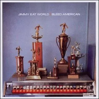 'Bleed American' de Jimmy Eat The World est entendu lors d'une scne de hockey dans: