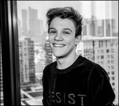 Comment s'appelle son EP ?