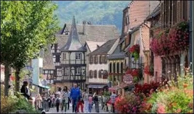 Combien y a-t-il de départements dans la région de l'Alsace ?