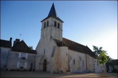 Nous sommes devant l'église Saint-Ambroix de Douadic. Commune Indrienne, dans la région naturelle de la Brenne, elle se situe en région ...