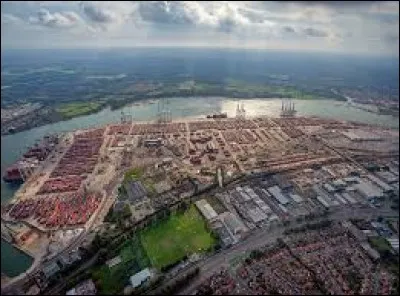 Le Test est un fleuve qui traverse la ville de Southampton. Trouvez son pays !