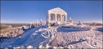 Le Donon est un sommet du Jura.