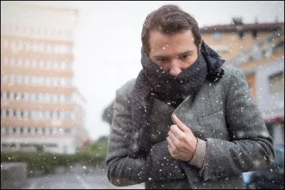 Il fait un peu froid, j'habite à 10 minutes à pied du collège, je préconise le trajet ....