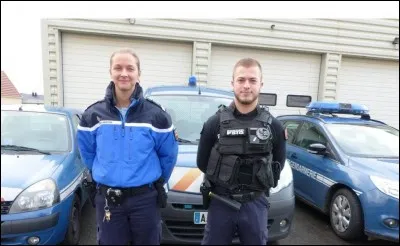 De quelle commune Louis de Funès est-il le gendarme ?