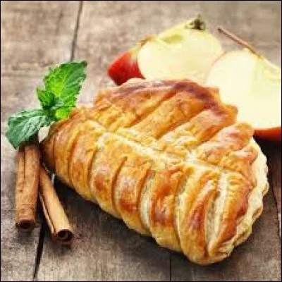 Quel type de pâte est utilisée pour la réalisation d'un chausson aux pommes ?