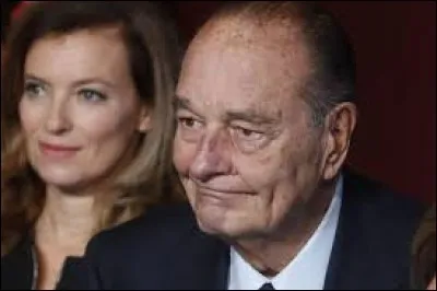 Qui a succédé Jacques Chirac ?