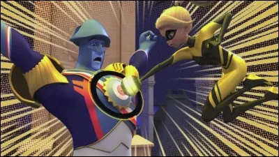 Dans quel épisode Chloé Bourgeois devient-elle Queen B ?