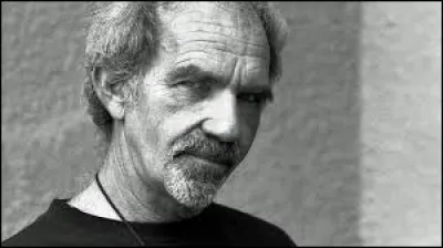 ''Cocaine'' est un titre de JJ Cale sorti en 1976. L'année suivante, qui en a fait une reprise qui connut un succès mondial ?